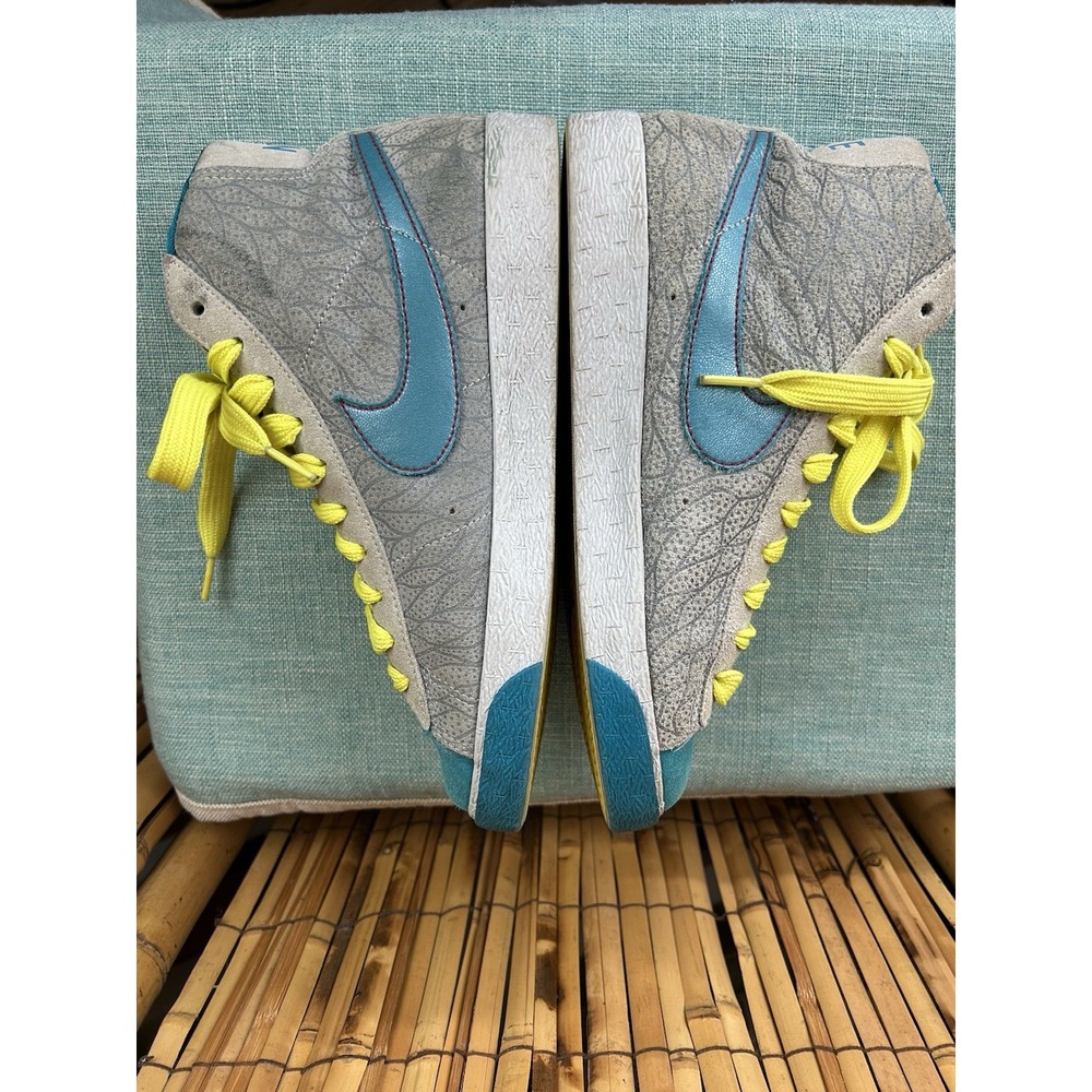NIKE Blazer Hi VTG 2009 Metallic Platinum Grass Blue Yellow Women's Size 9 - Picture 9 of 12